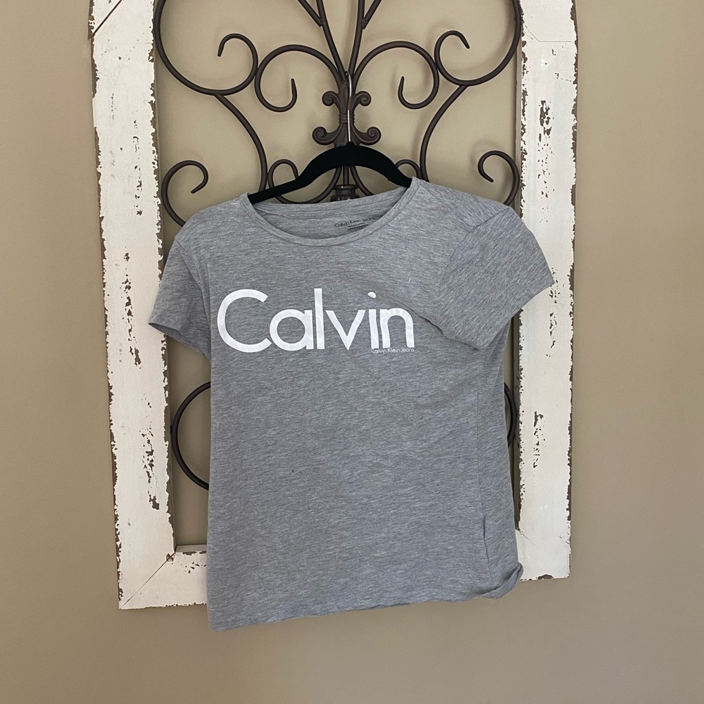 Calvin Klein T shirt